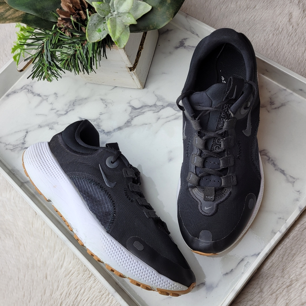 Nike Black React Escape Run Running Sneakers Size… - image 2